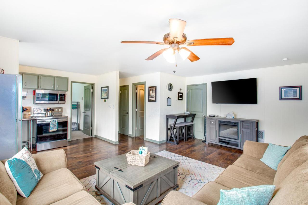 Ocean Breeze & Clam Pad Apartment โอเชียนชอร์ส ภายนอก รูปภาพ